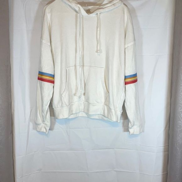 American Eagle Outfitters Tops - American Eagle sweatshirt